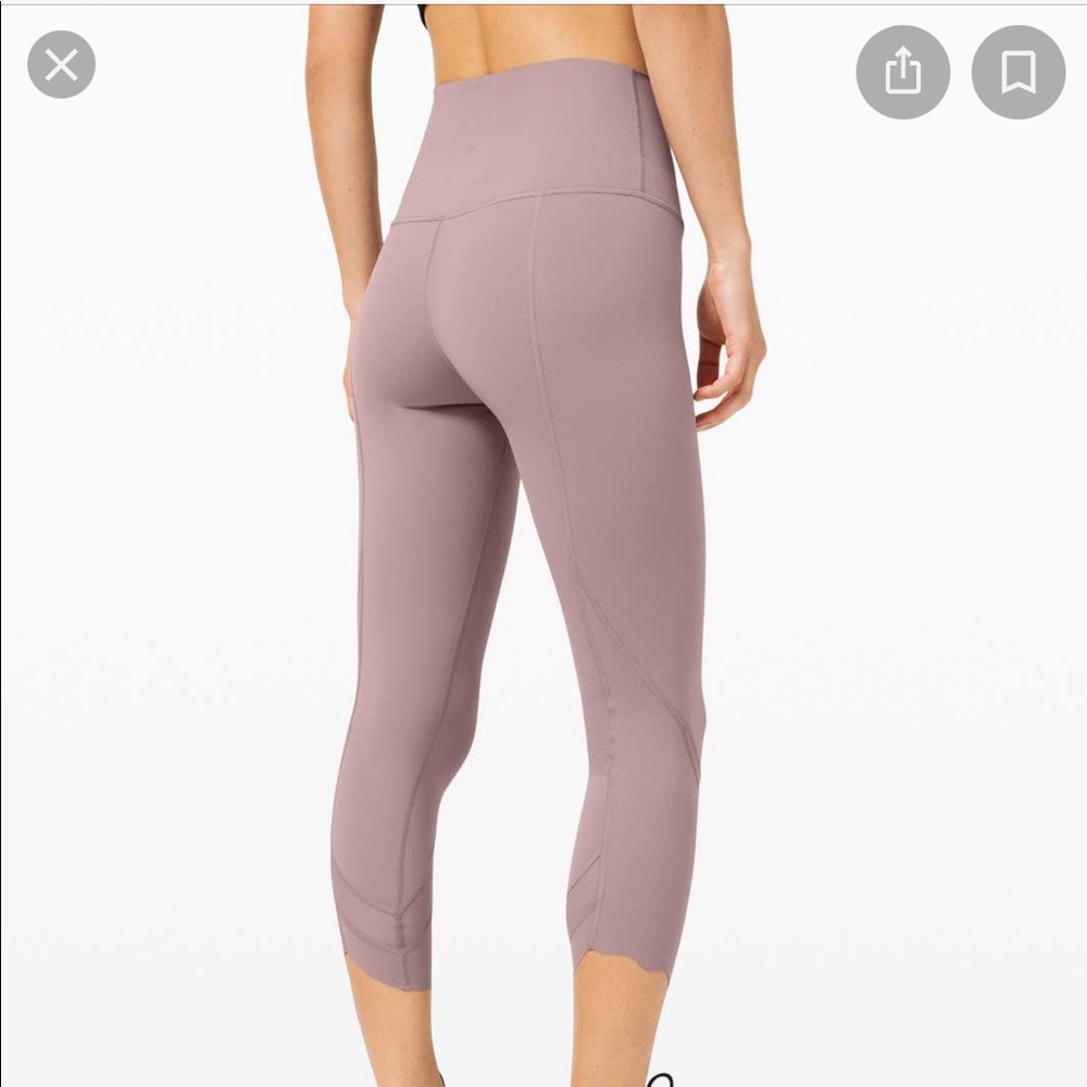 Lilac lululemon Wunder Under crop tight